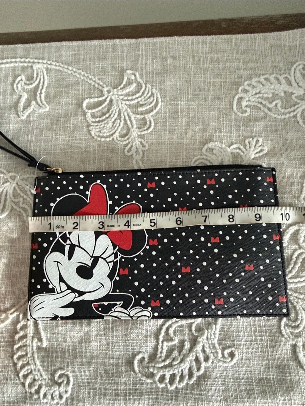 Disney Minnie Mouse Black/White/Red Wristlet Clutch
